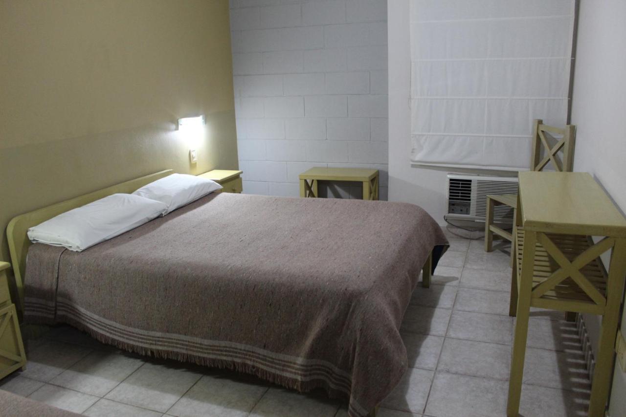 Hotel Barrancas San Pedro Buitenkant foto